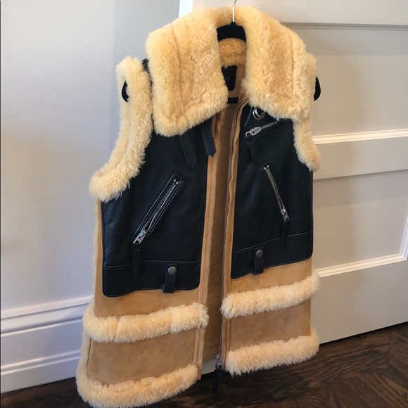 ‼️Sold‼️ Coach shearling & leather Moto Vest - Picture 4 of 8